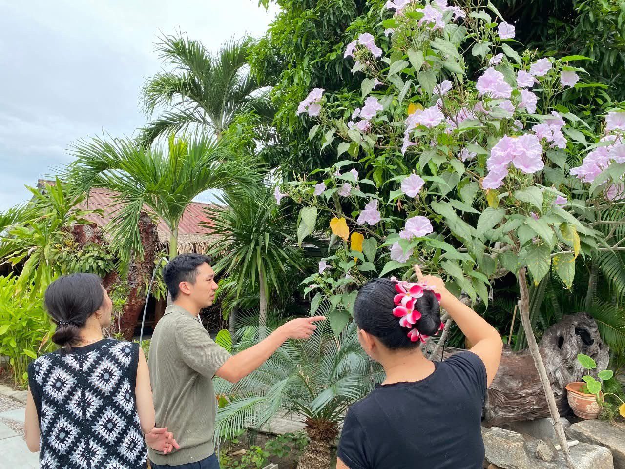 Hua Hin Thai cooking class garden