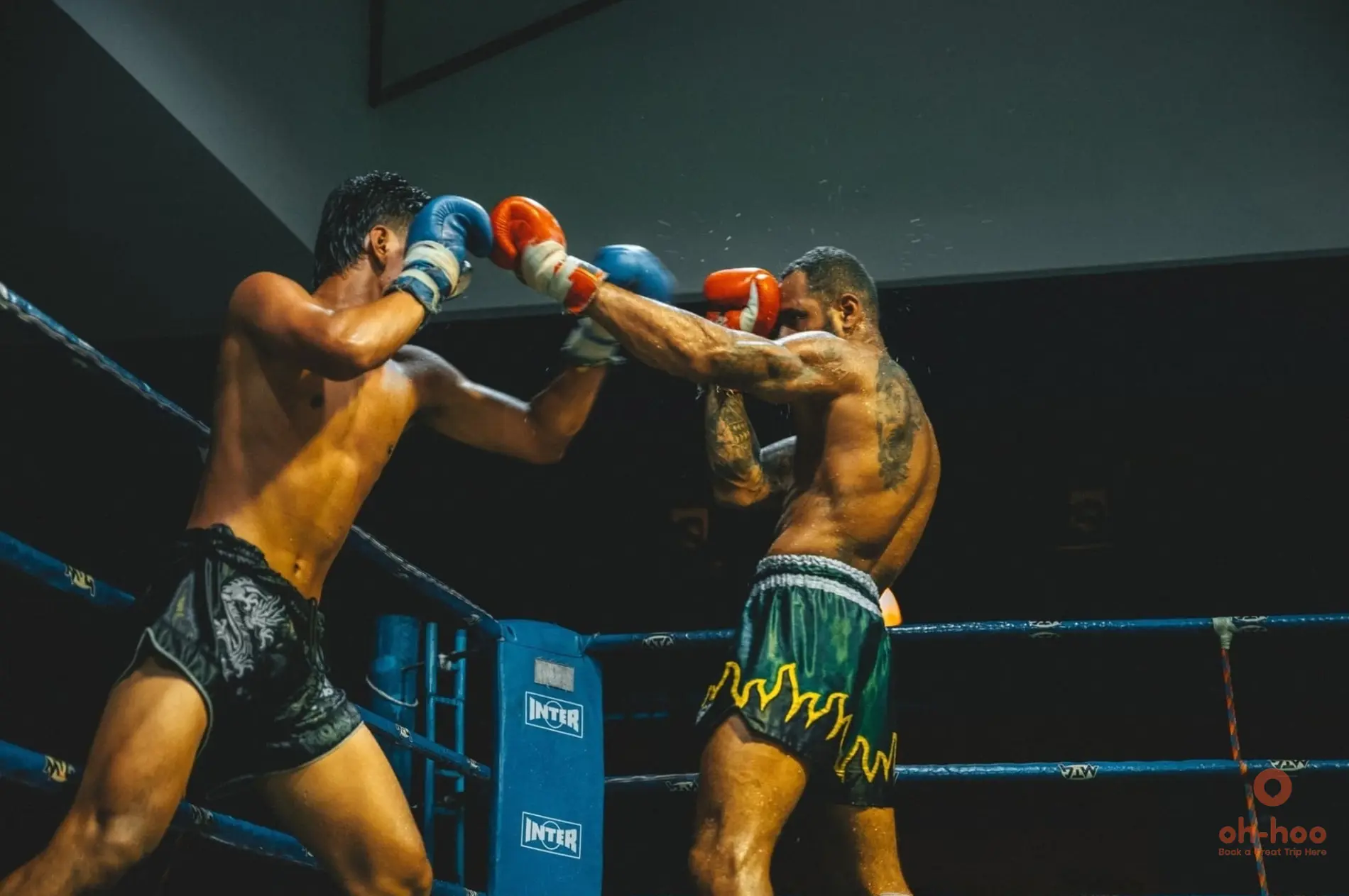 Samui Muay Thai live fight night koh Samui fighters in the ring