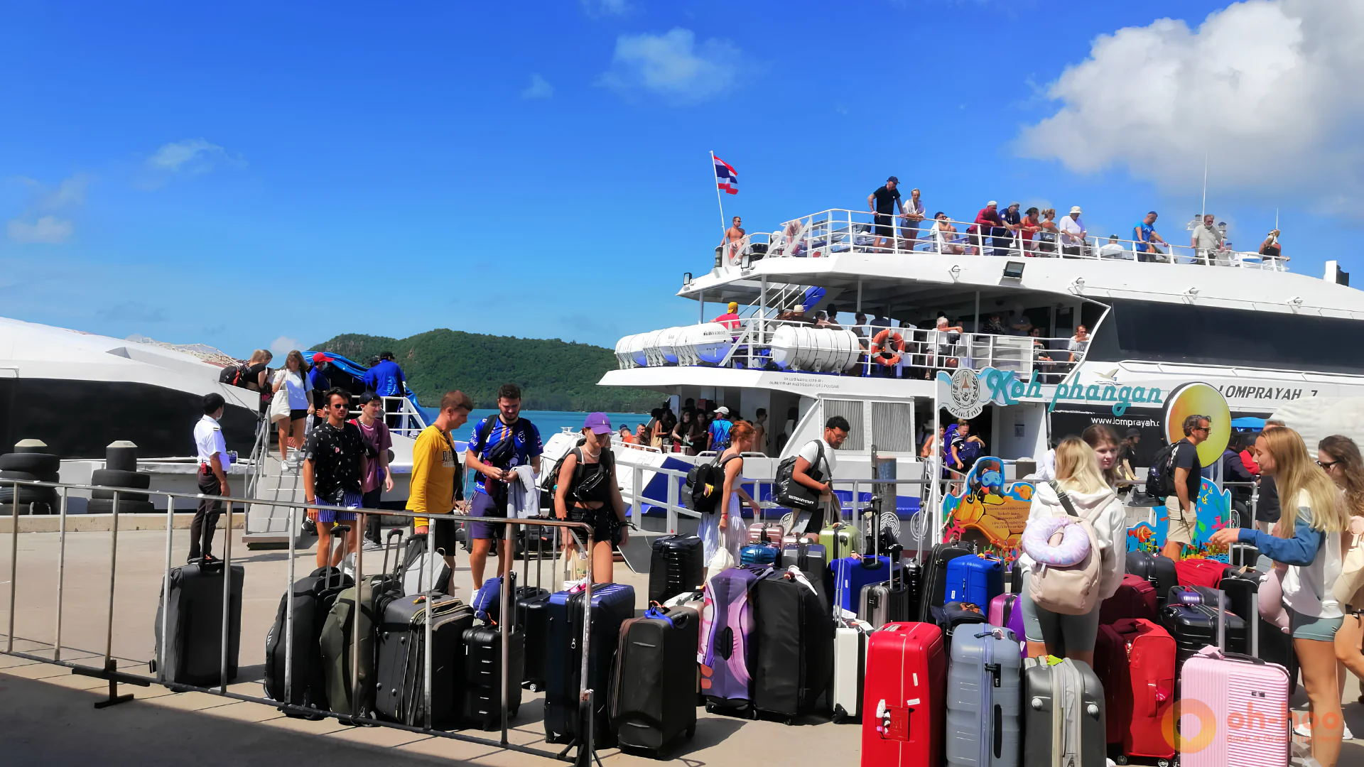 Traveler booking transfer to Koh Phangan