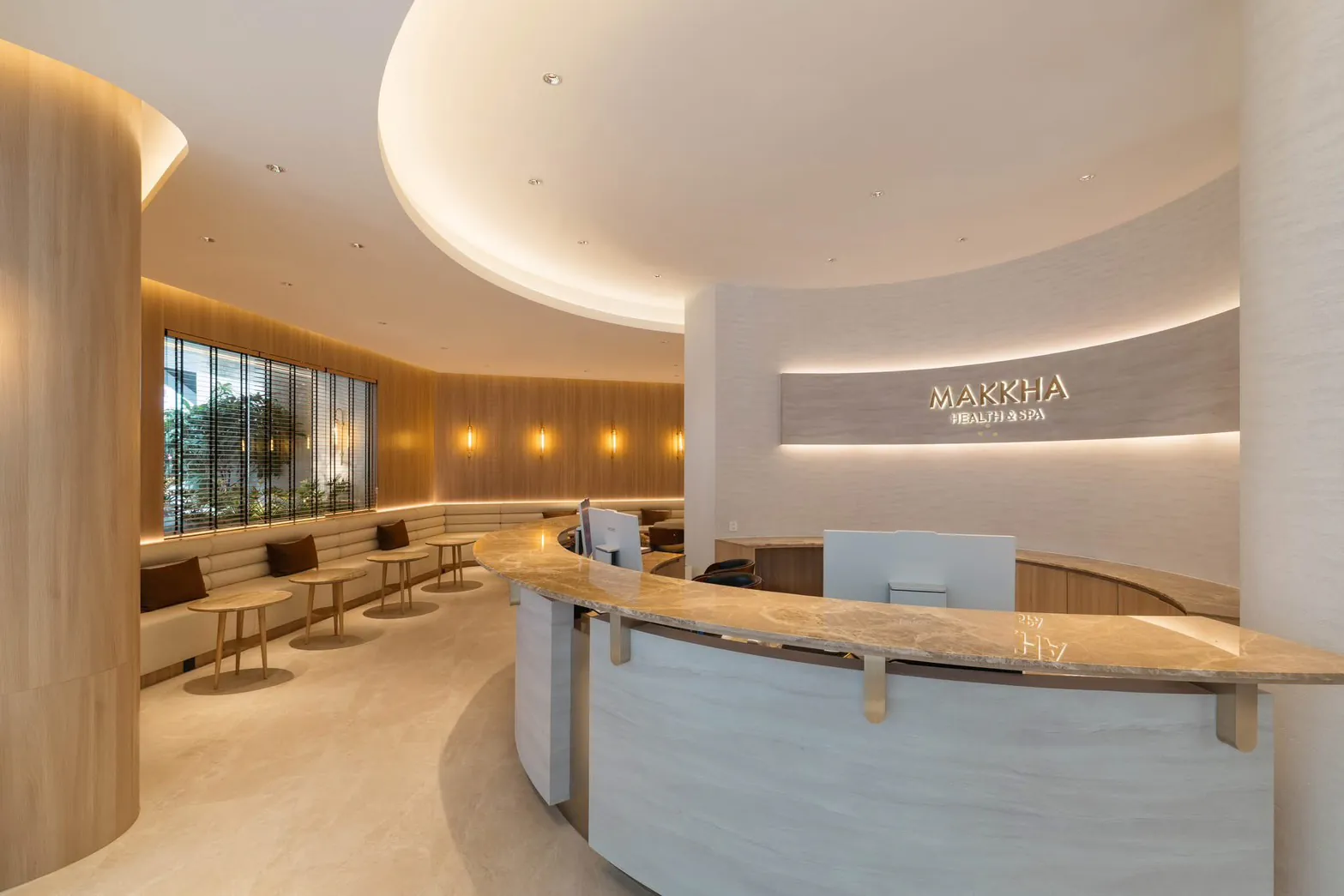 Makkha Heritage Asok massage