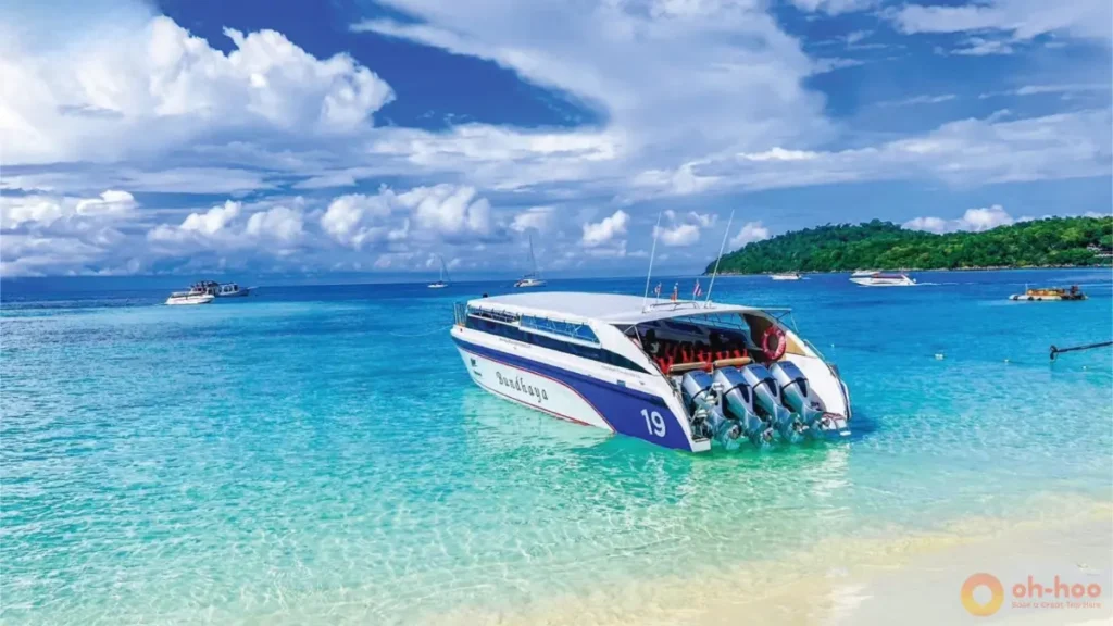 Hat Yai to Koh Lipe speedboat crossing clear turquoise water on the final journey to Koh Lipe Thailand