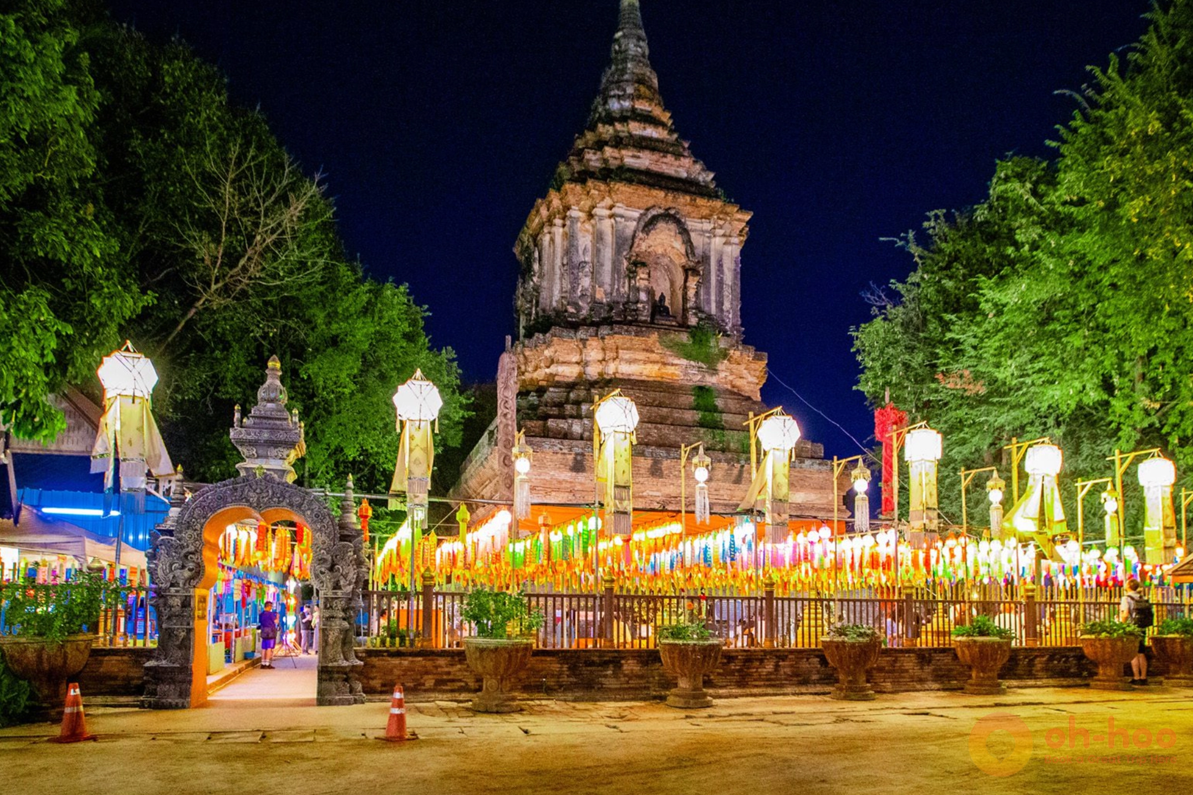 Golden chedi and temple rooftops in Chiang Mai's old city
